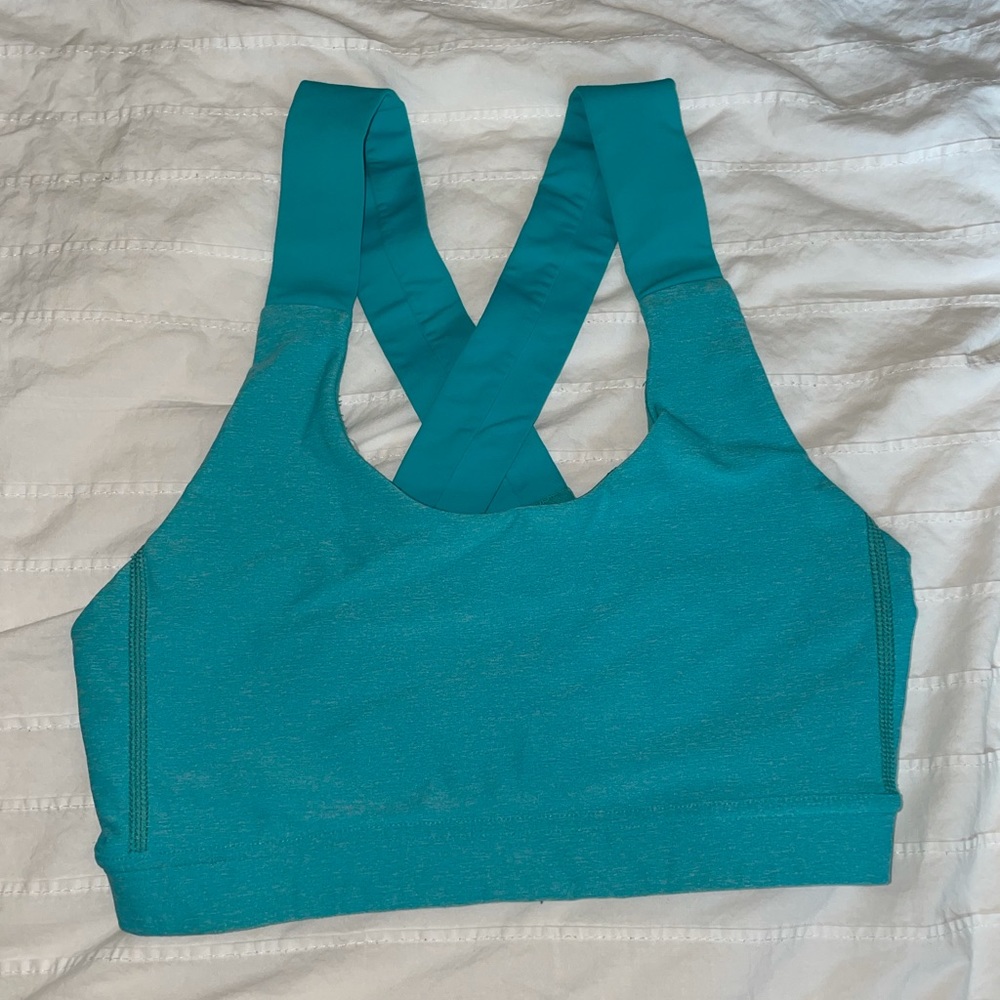 Lululemon turquoise sports bra